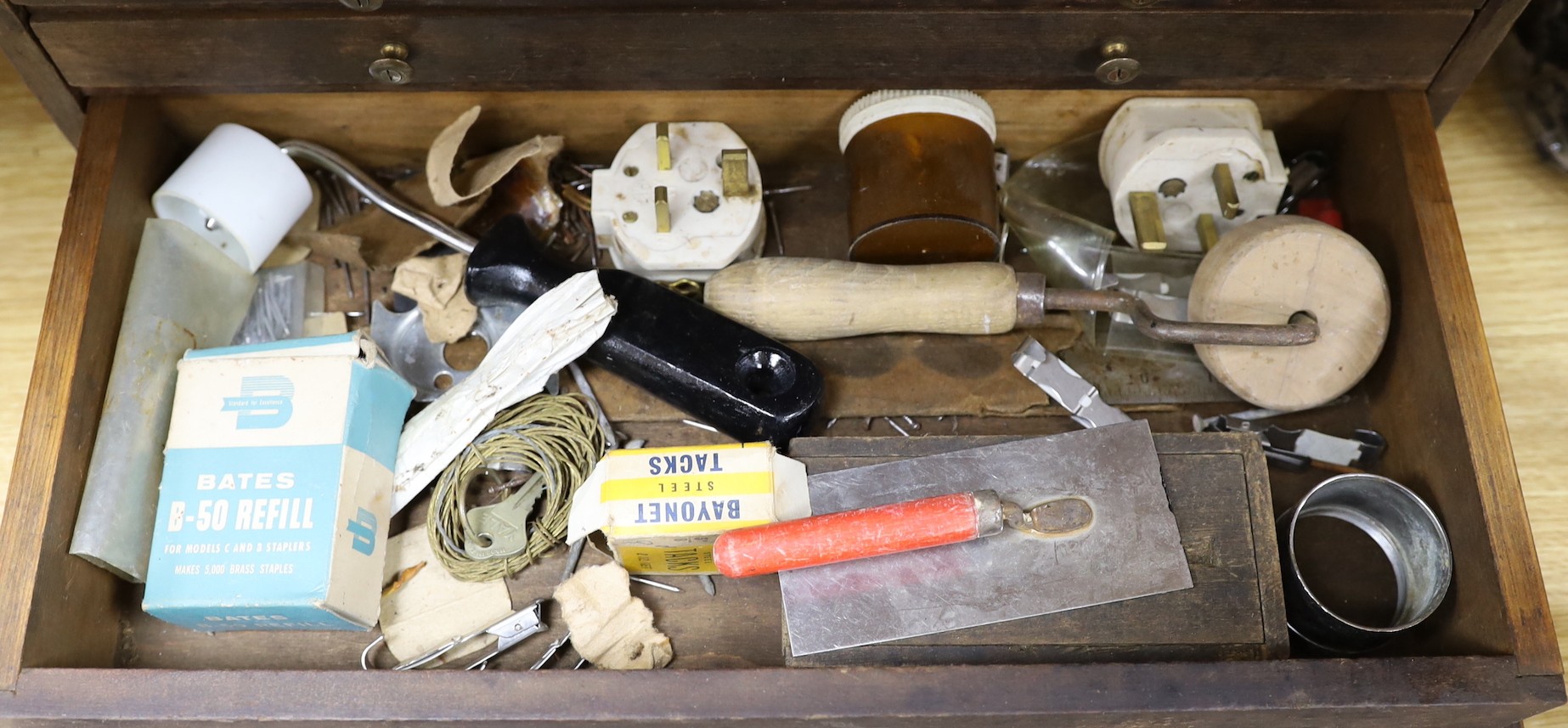 A 6 drawer tool chest and various tools